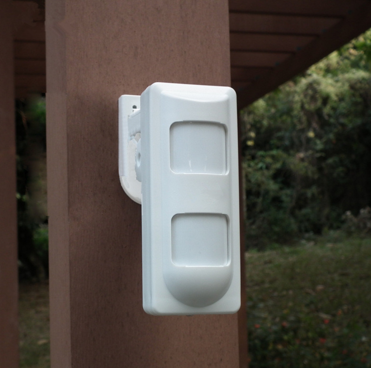 加油加氣站新科技，采用小范圍區(qū)域微波雷達(dá)，實(shí)現(xiàn)入侵報警監(jiān)測